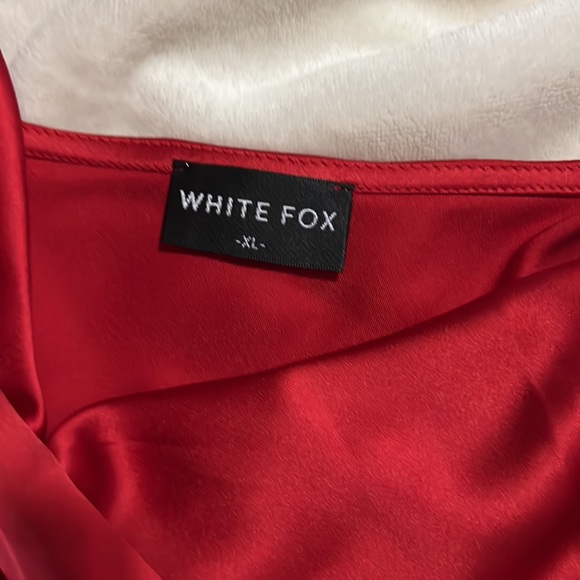 White Fox Chain Of hearts Mini Dress - Picture 5 of 5